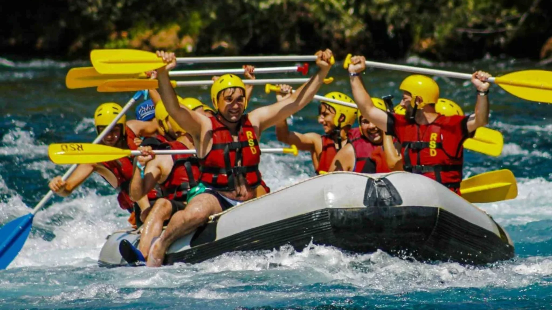 River Rafting in kashmir image 2