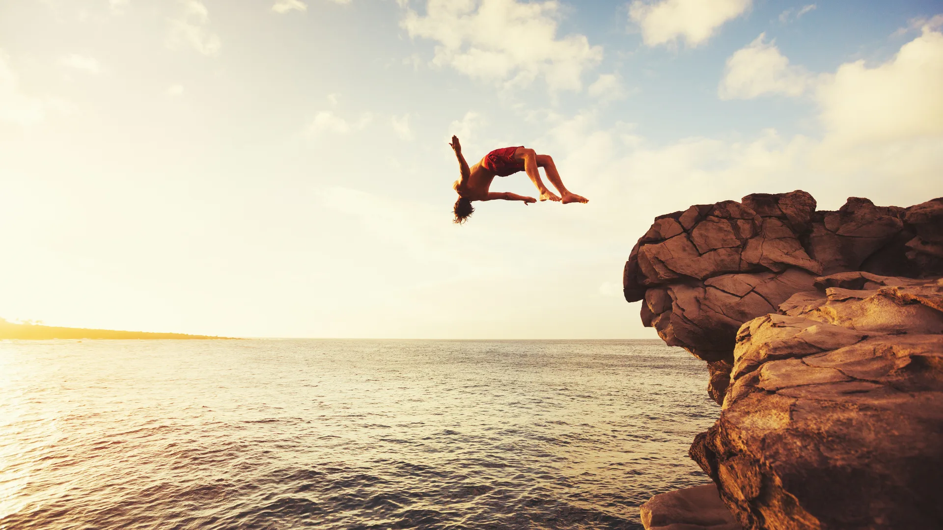 Cliff Jumping in Goa